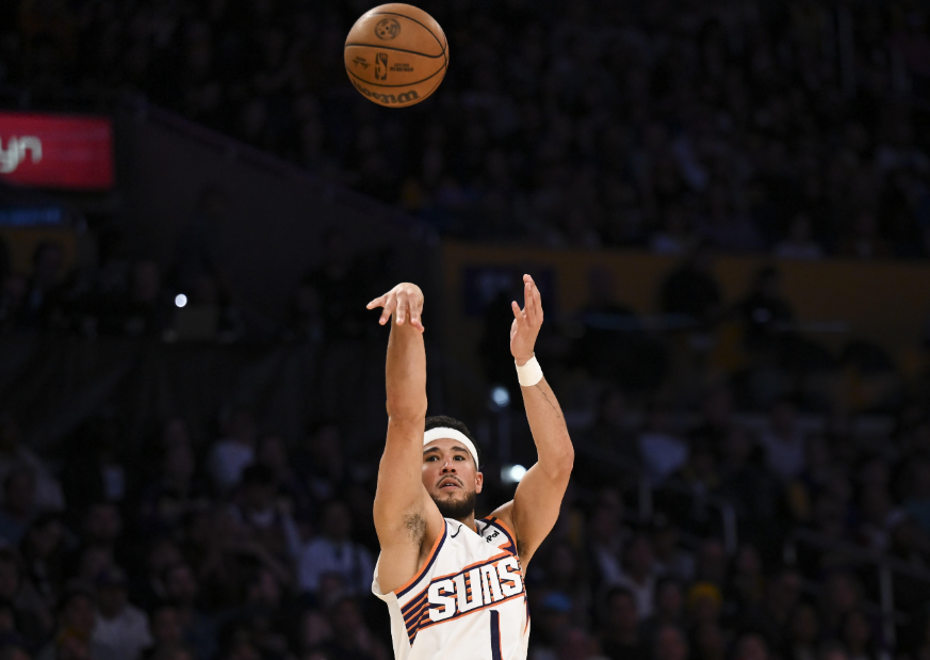 -杜兰特惊艳全场，独行侠助攻爆棚，官方宣布新规逆转取胜！的简单介绍