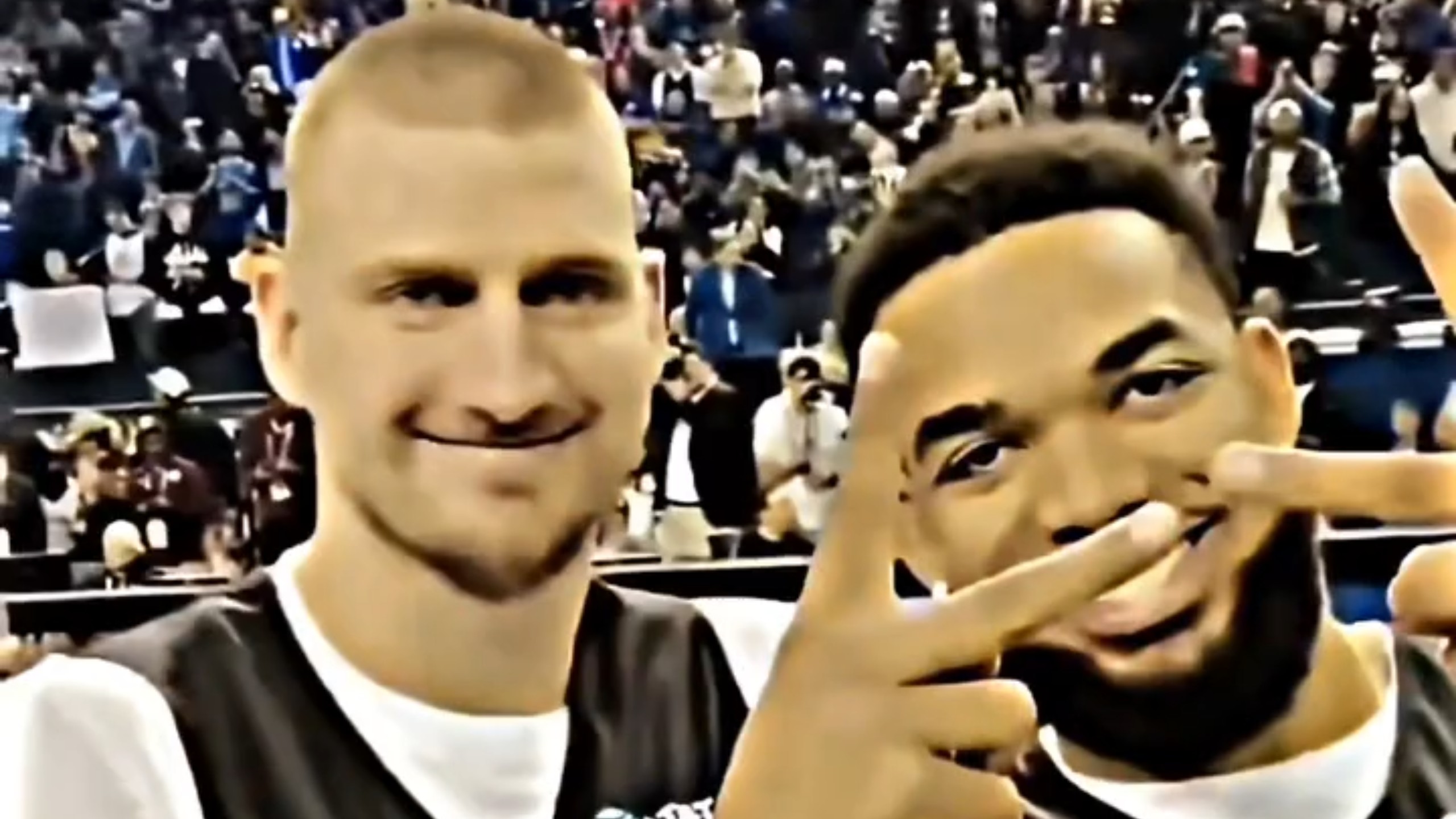 唐斯复出首战，约基奇状态火爆，公牛成为焦点！的简单介绍