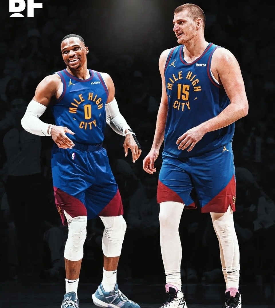 -独行侠，状态爆棚，约基奇！